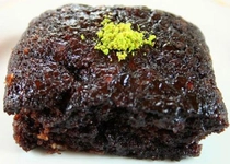 Çikolatalı Islak Kek Tarifi ve Malzemeleri